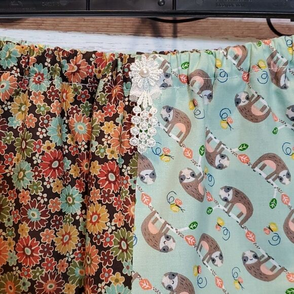 Handmade Sloths & Flowers 70s Style Retro High Waist Shorts Sz Small - Picture 4 of 7